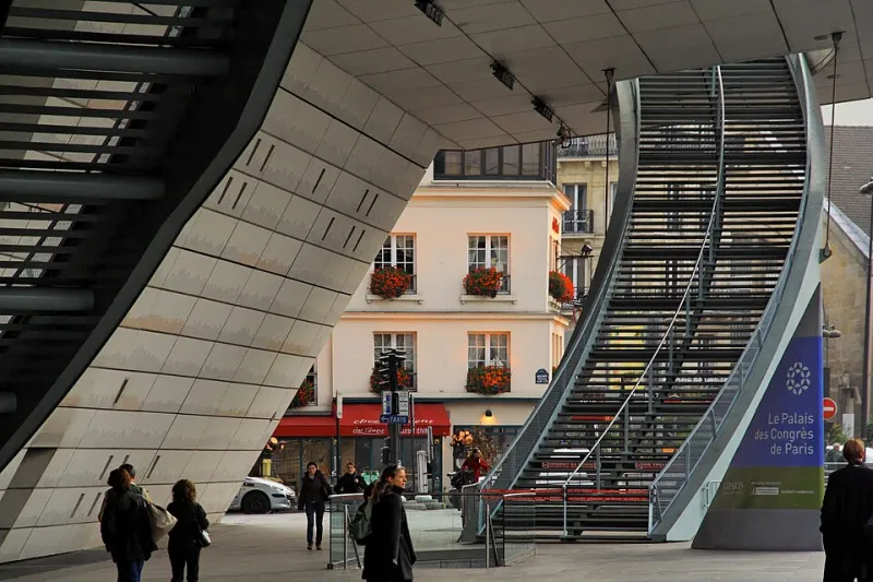 Congrès et salons : ce que le tourisme d'affaires rapporte vraiment à la région Sud